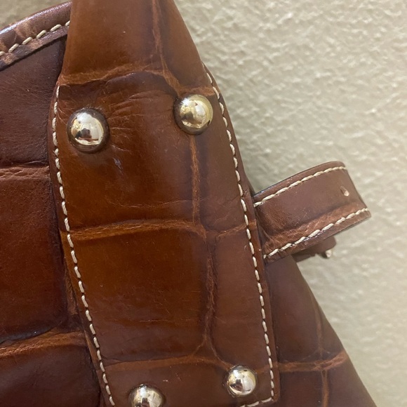 Dooney and Bourke hobo with logo lock, embossed Italian calfskin leather - Picture 6 of 13